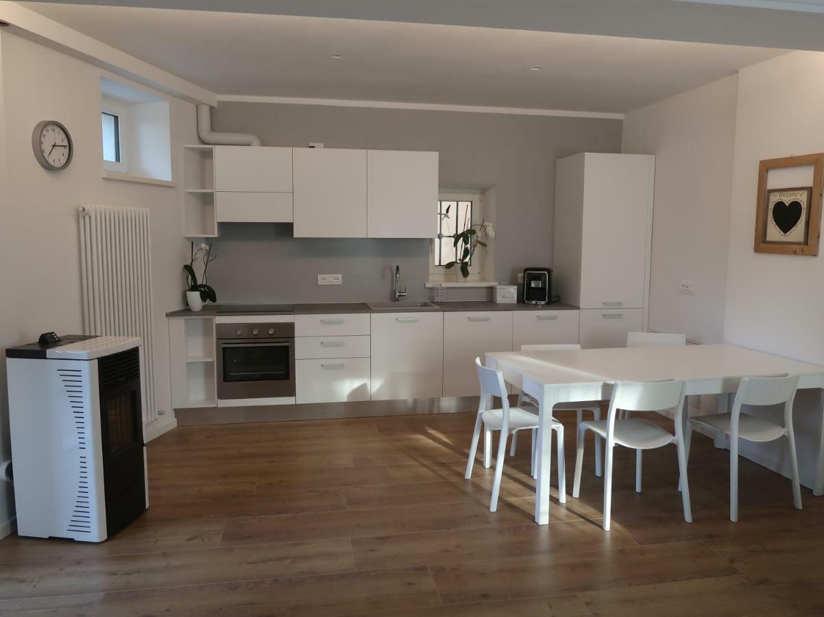 Appartamento Per Vacanze "Il Gelso" Rovereto  Bagian luar foto