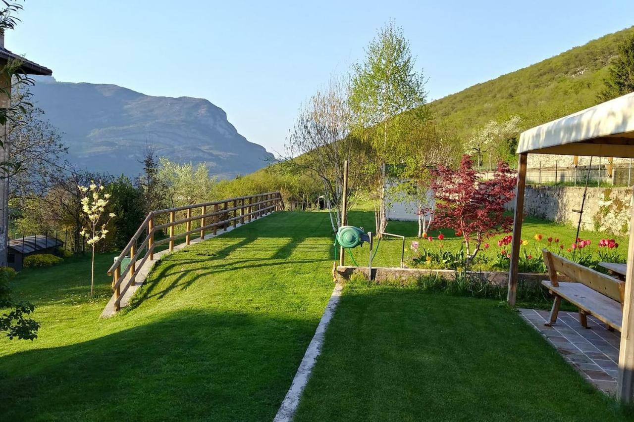 Appartamento Per Vacanze "Il Gelso" Rovereto  Bagian luar foto